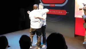 Abrazo con Juanmi de Más y Mejor